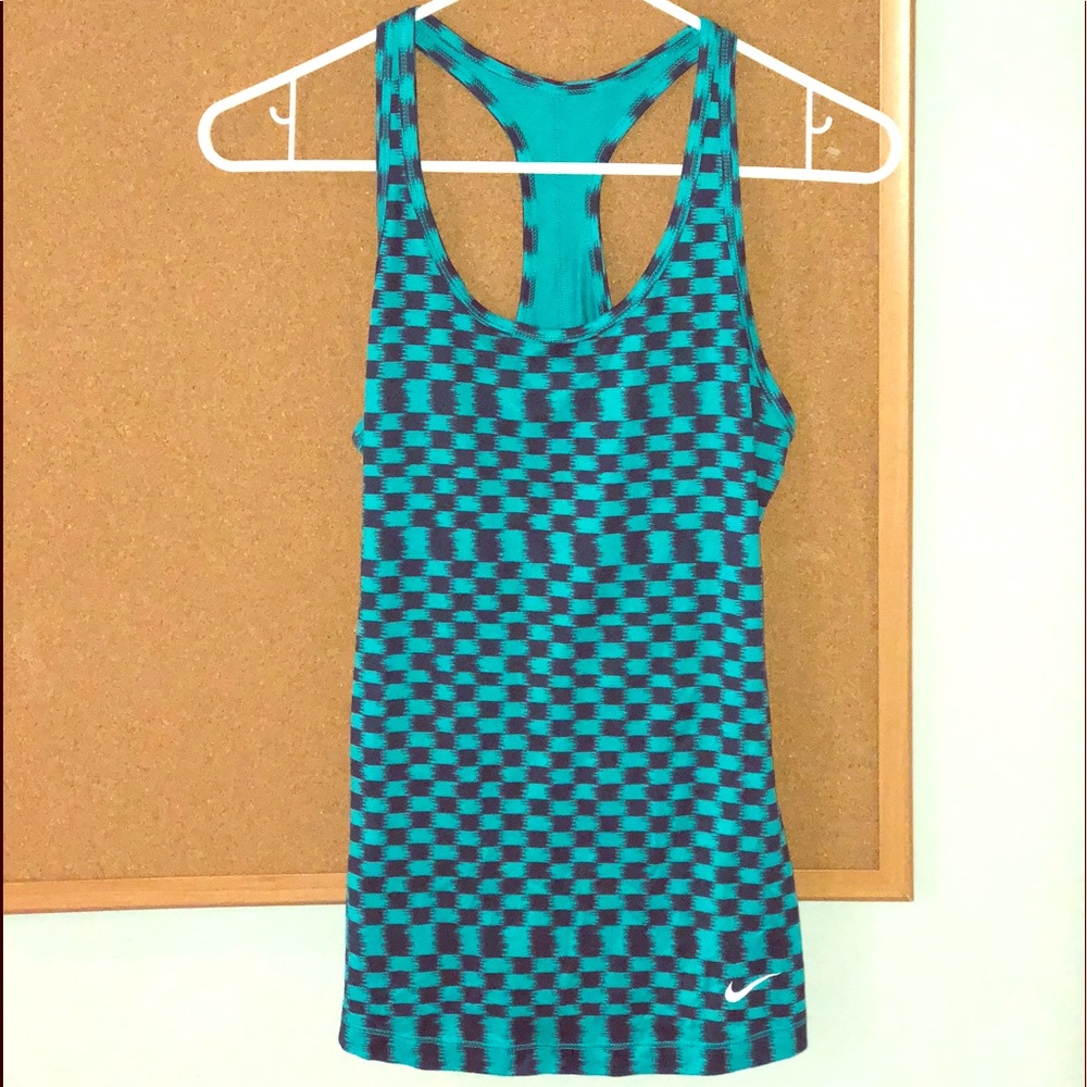 Nike tank